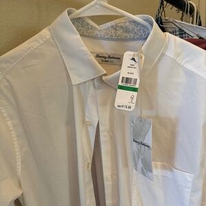 Tommy Bahama brand new island zone white button-down large